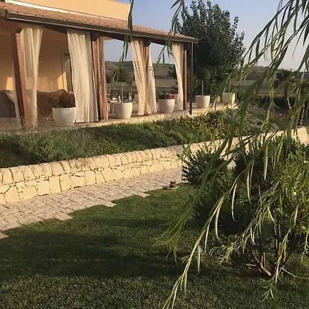 Kır Evi Arucimeli Giarratana