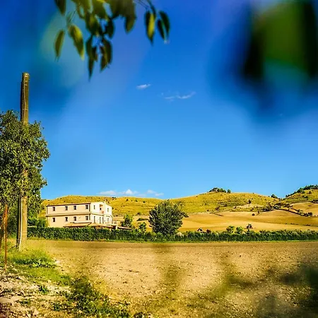 Arucimeli Country House *